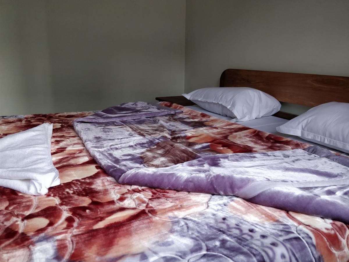 Hotel Pine Leaf Гангток Екстериор снимка